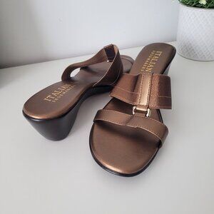 ITALIAN SHOEMAKERS Italian Contemporary Casual Sandals Shoe Size 10